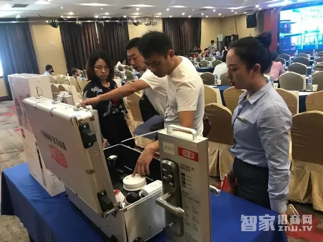 京门智能锁 直板指纹密码防盗锁
