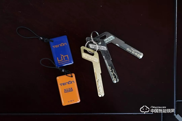 实际测评：亚太天能指纹锁v1w 展现智能锁的安全便捷