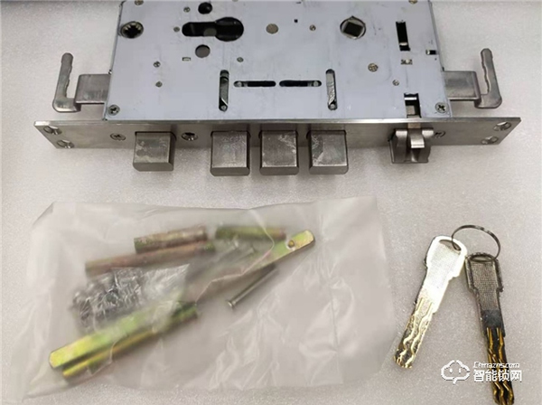 买把智能锁送家里老人，LOCKSIGA洛克思格智能锁体验