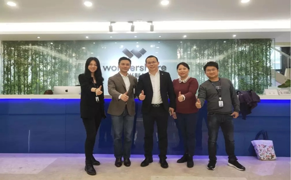 斑点猫智能锁欢迎广东省物联网协会秘书长曾明博士一行到访